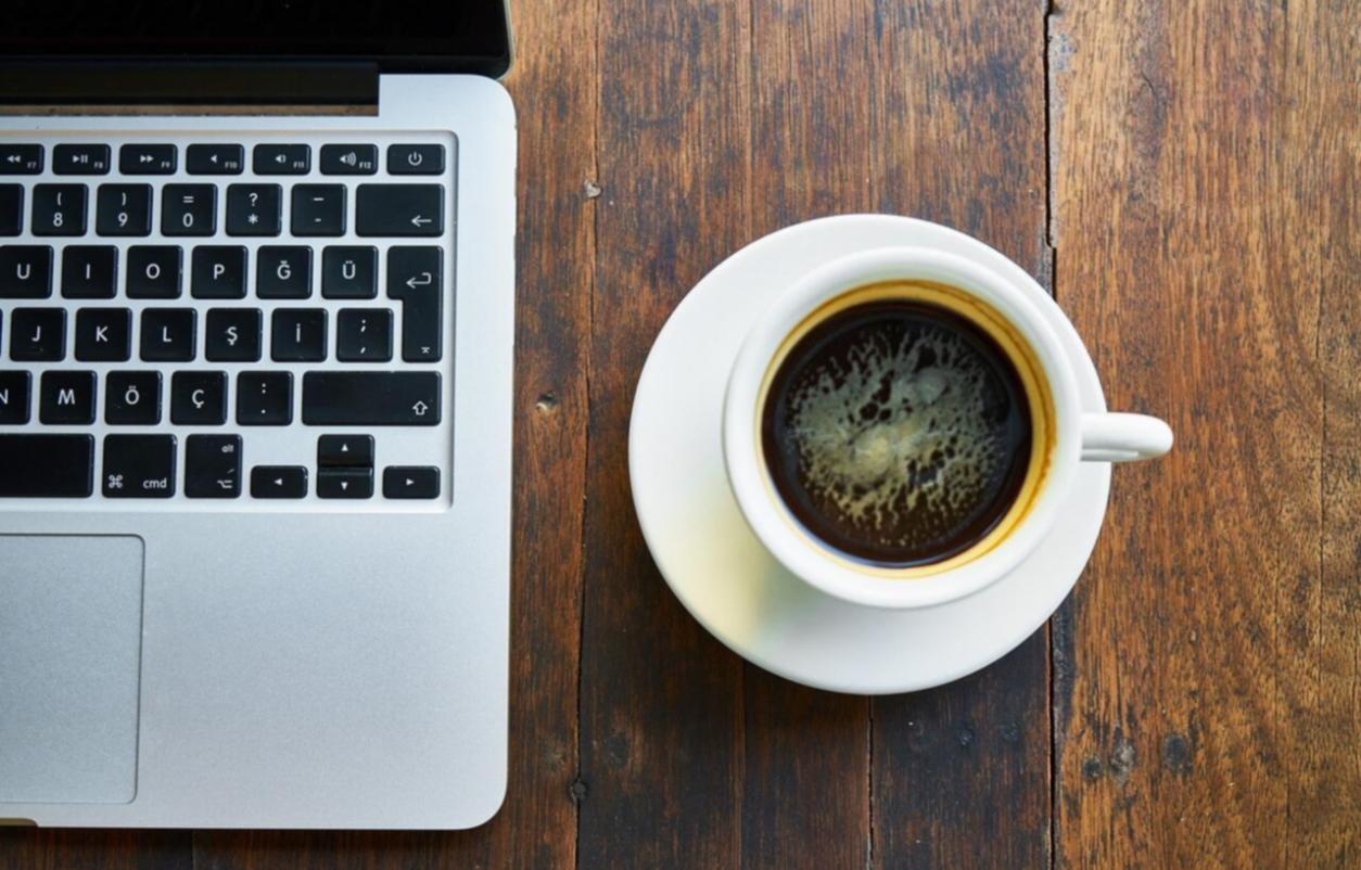 Teilnehmer bei der praktischen Budgetplanung im Seminar